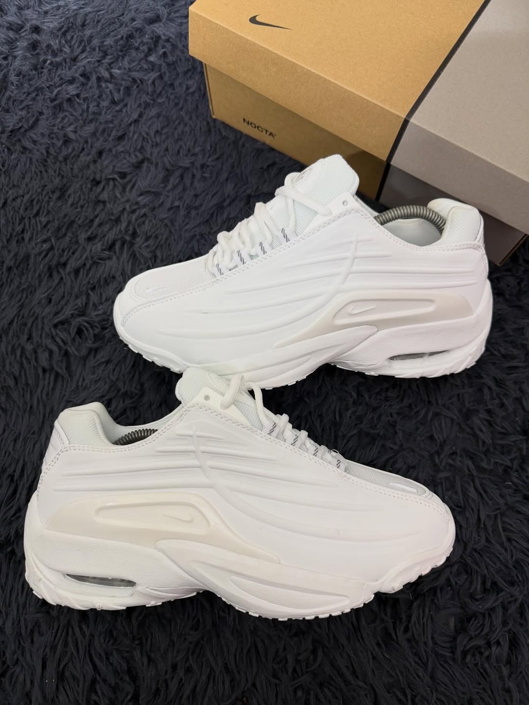 Nocta Hot Step 2 Triple White