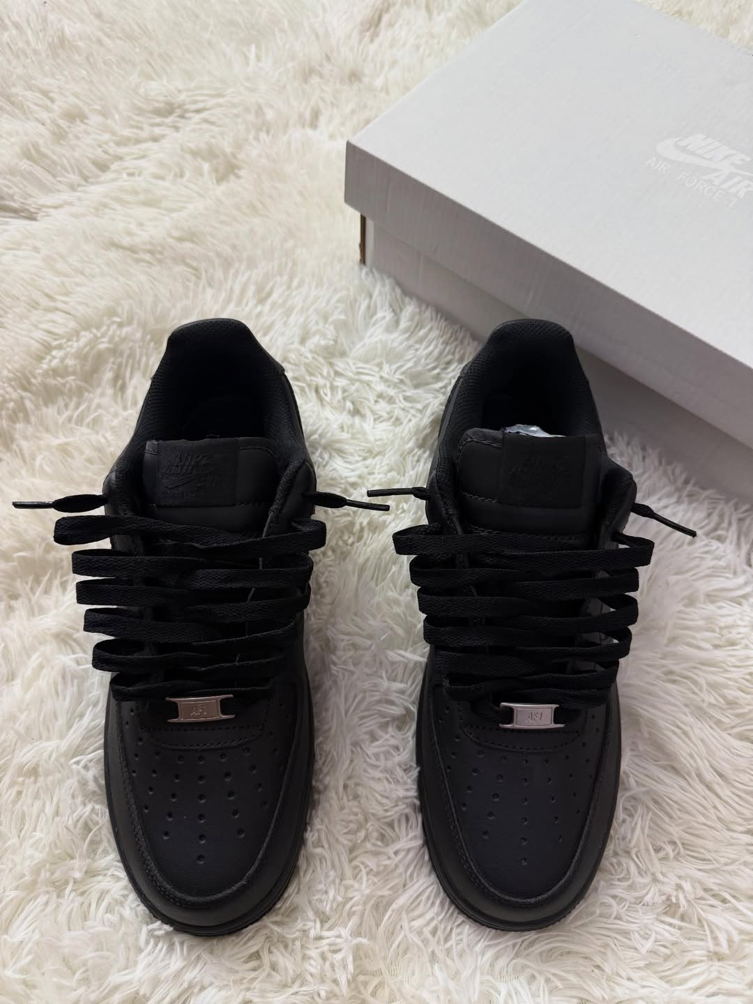 AF1 Triple Black