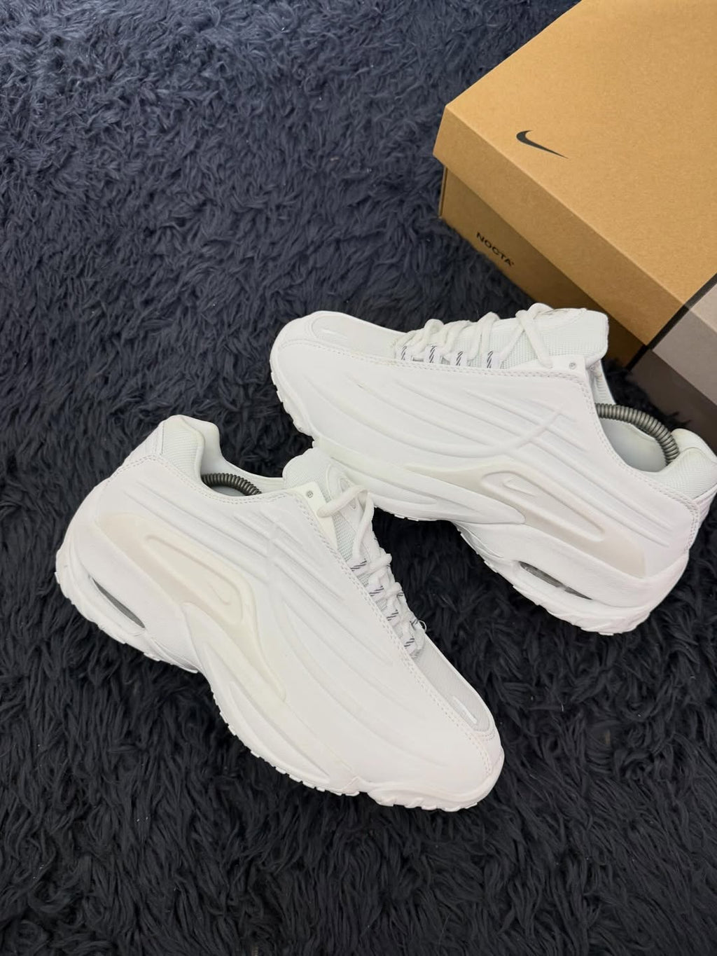 Nocta Hot Step 2 Triple White