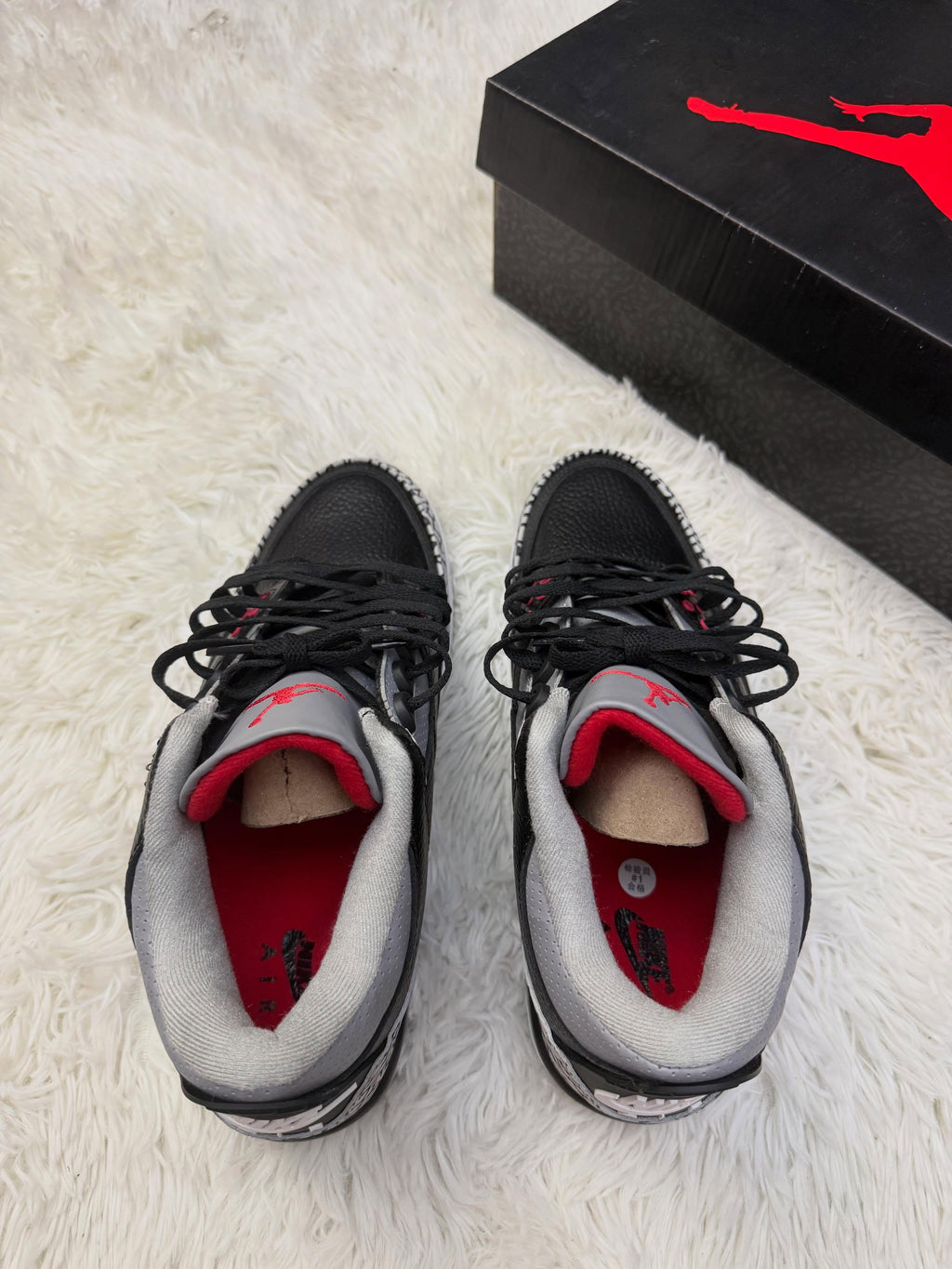 R3 Black Cement