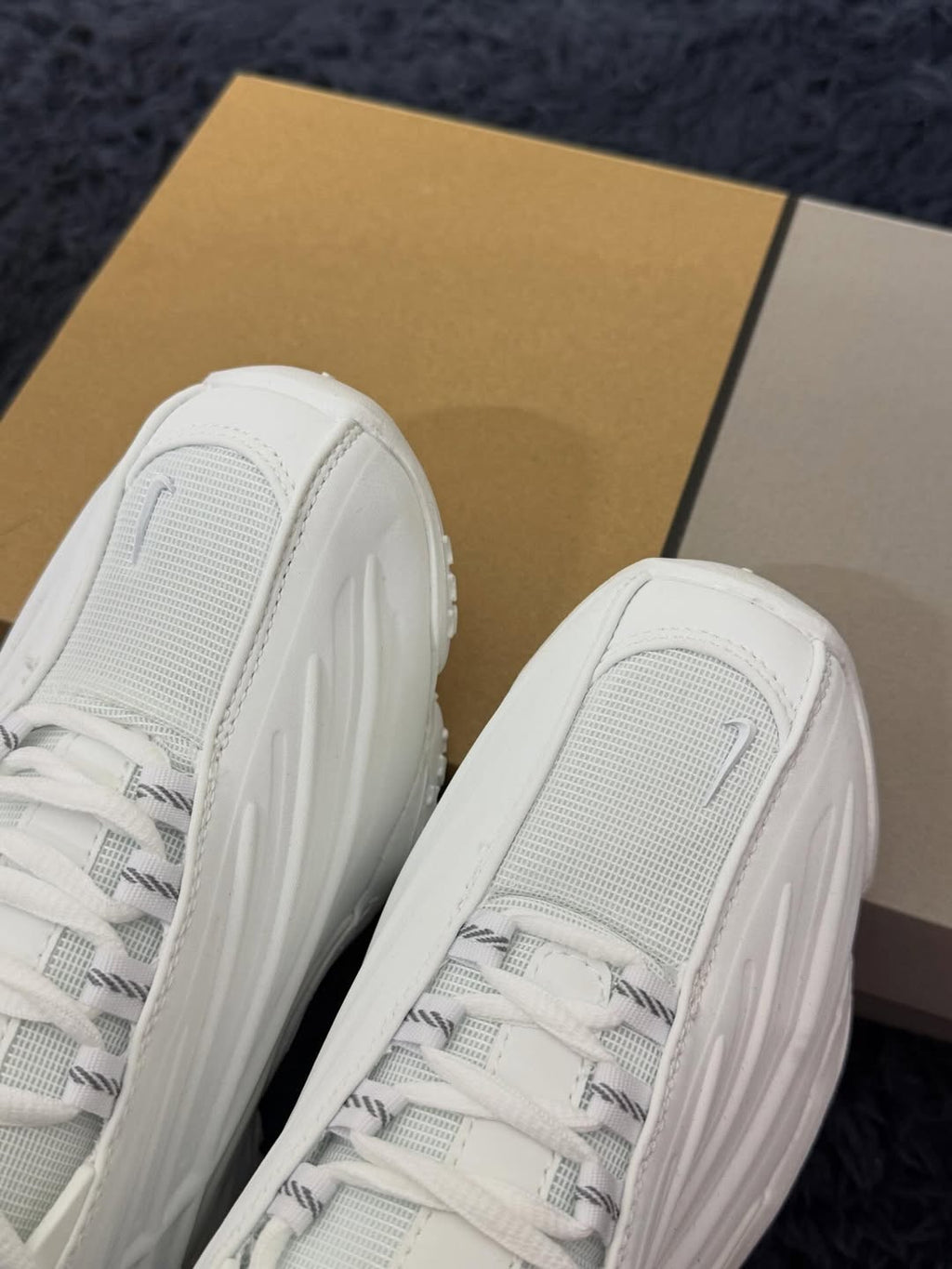 Nocta Hot Step 2 Triple White