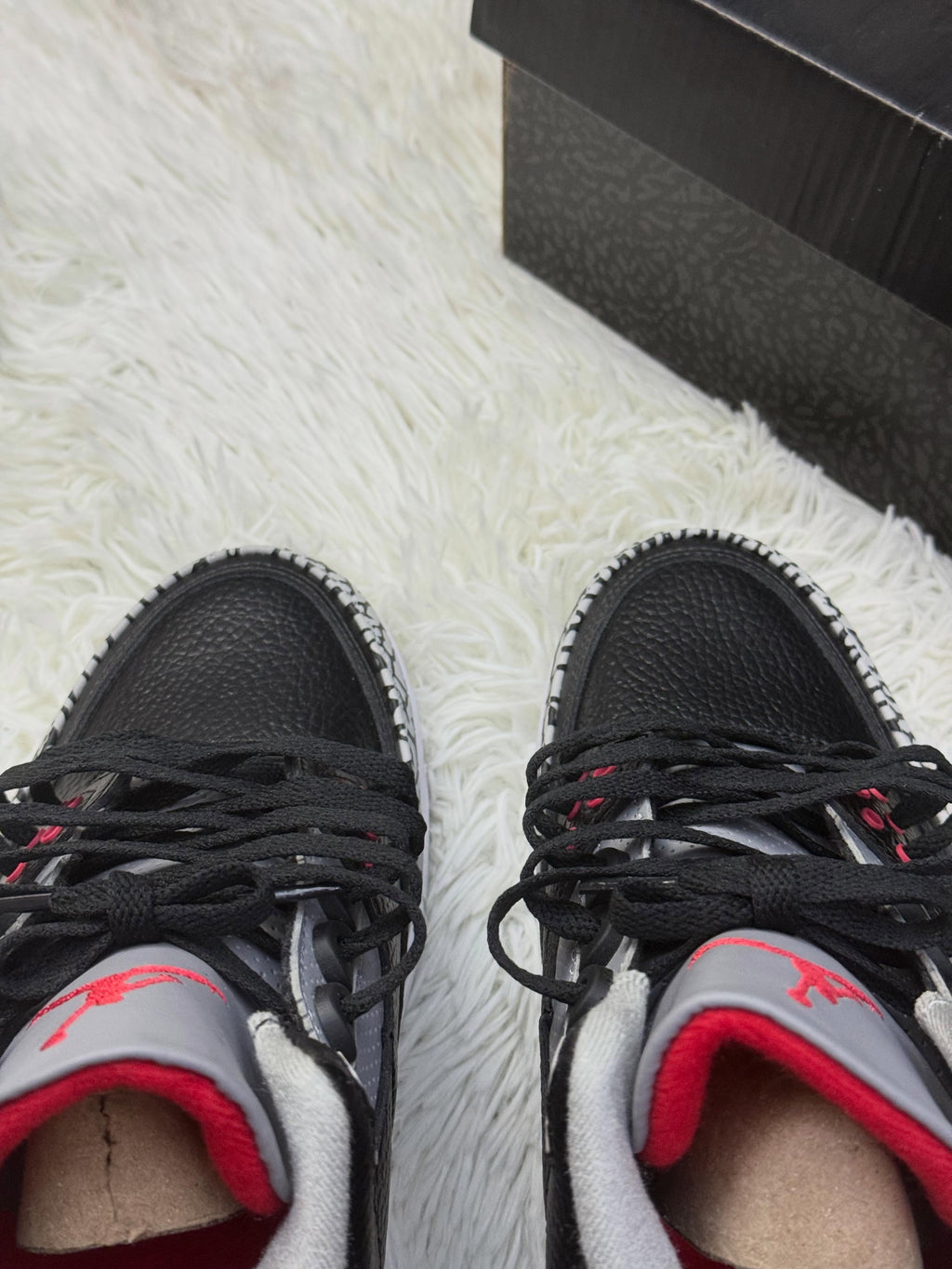 R3 Black Cement