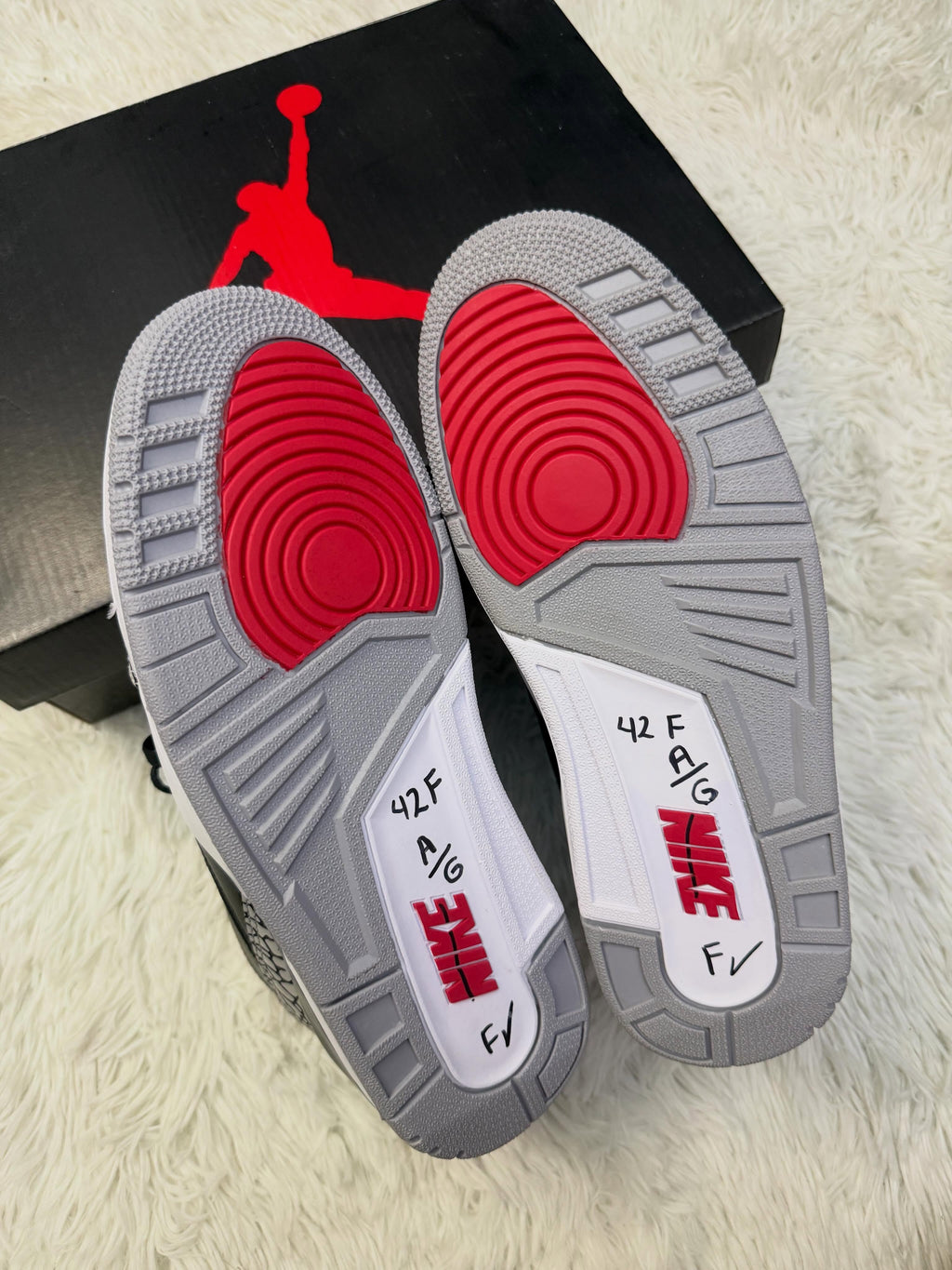 R3 Black Cement