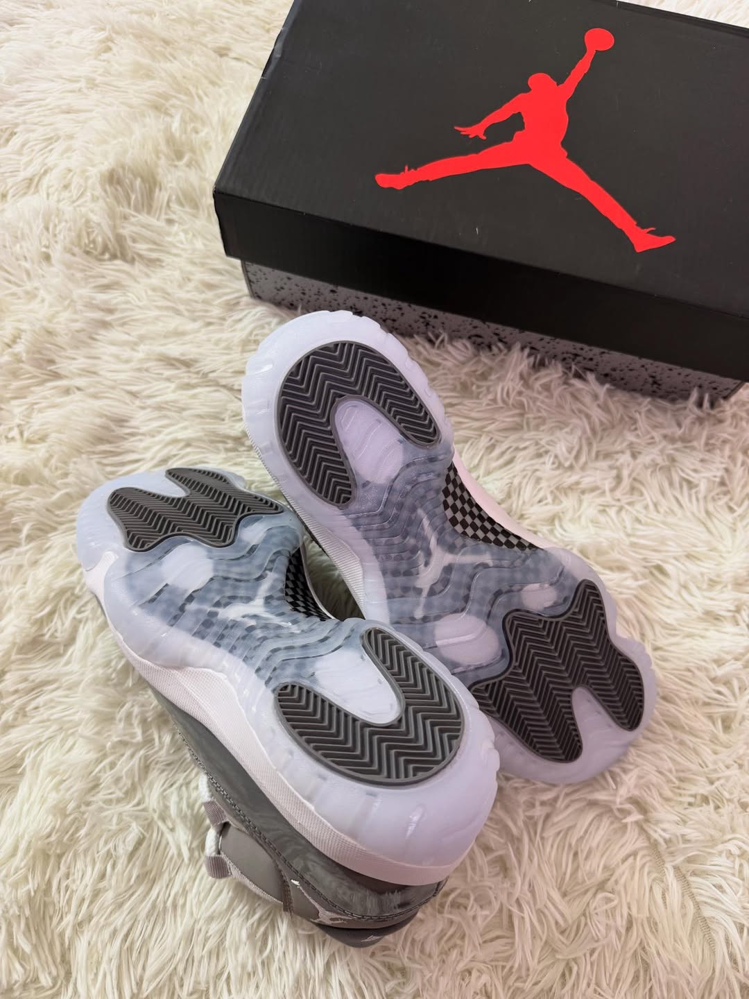 R11 Coolgrey